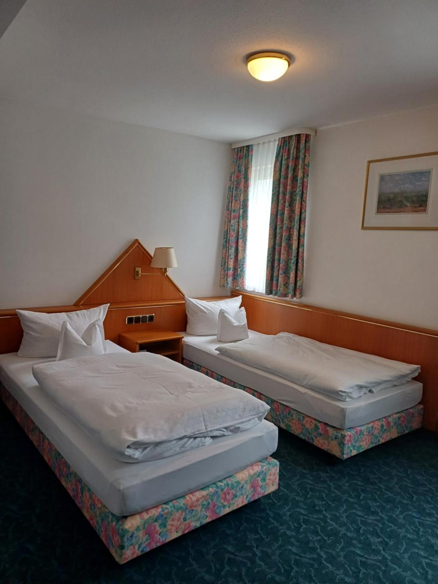 Hotel Garni Eschenbach Hildburghausen Dış mekan fotoğraf