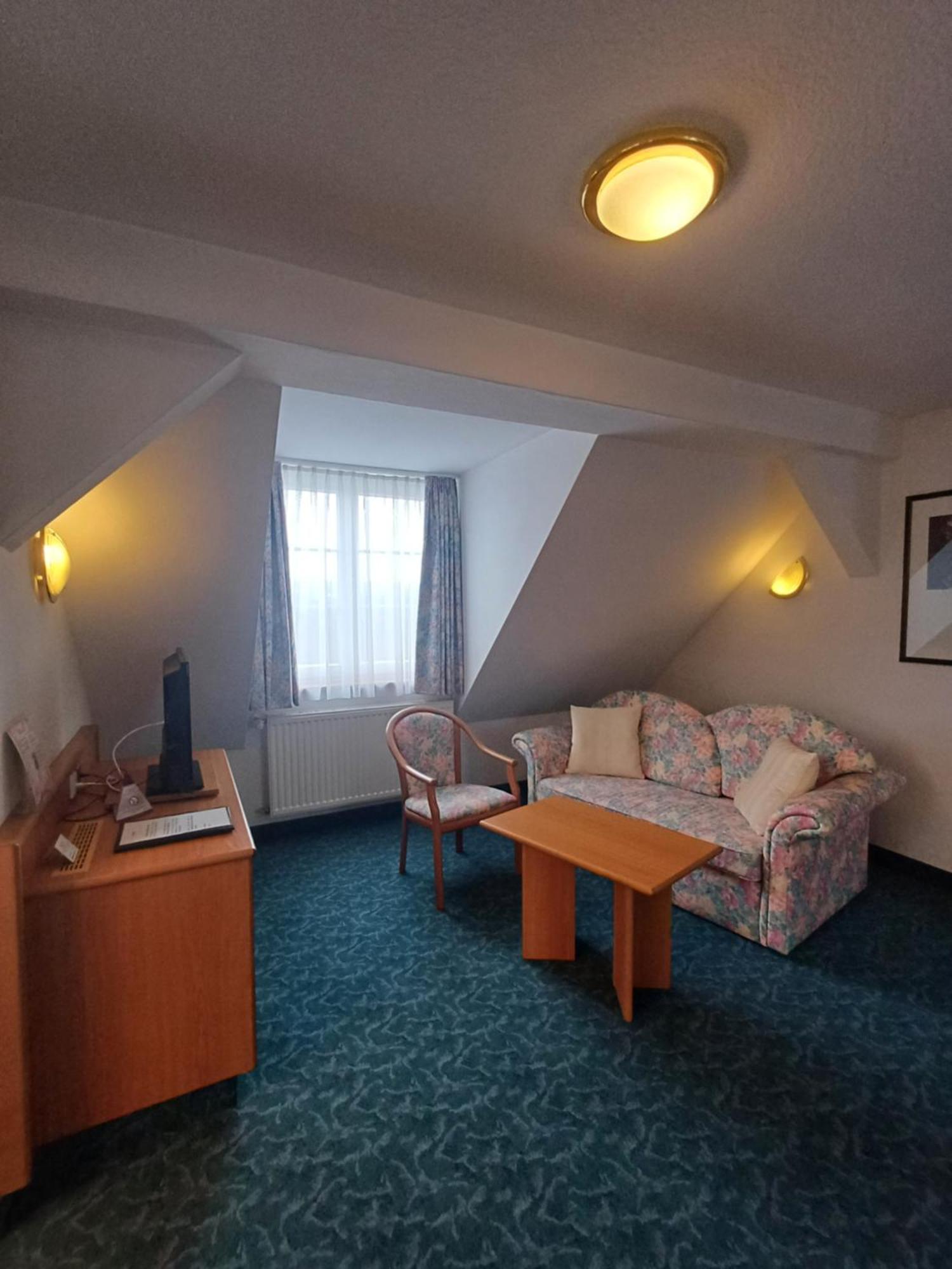 Hotel Garni Eschenbach Hildburghausen Dış mekan fotoğraf